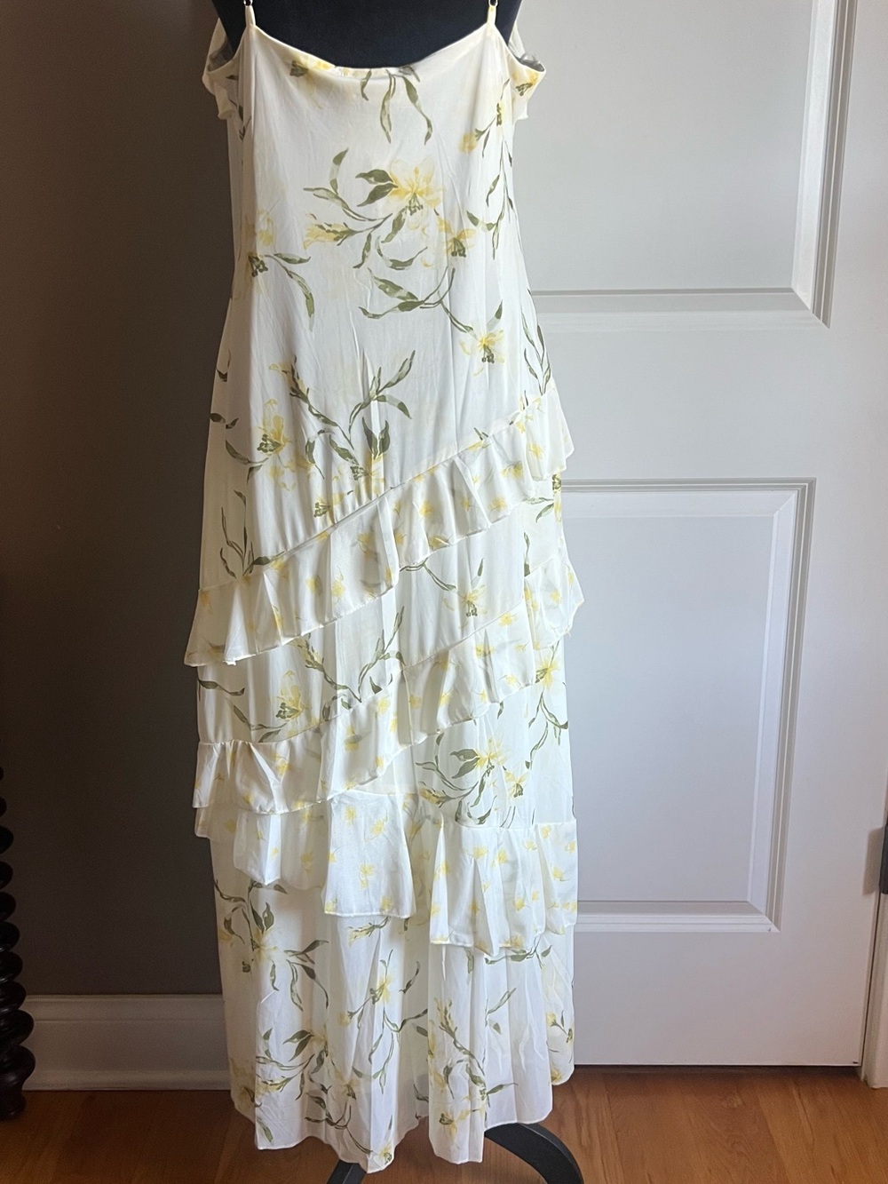 Women's White & Yellow Floral Ruffle Maxi Dress - Picture 5 of 6